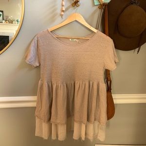 Kimchi Blue (UO) tan tee size S